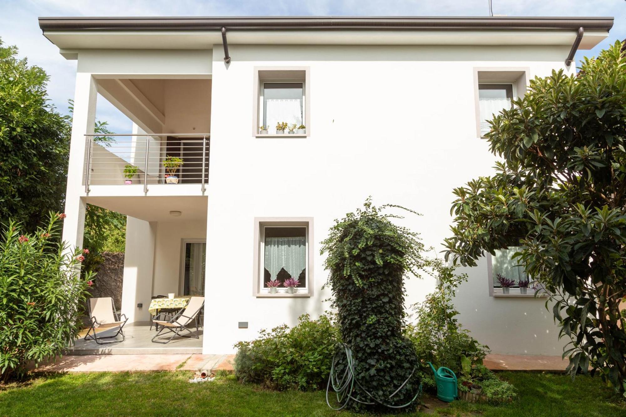 Appartamento Con Giardino Le Querce Sistiana Eksteriør billede