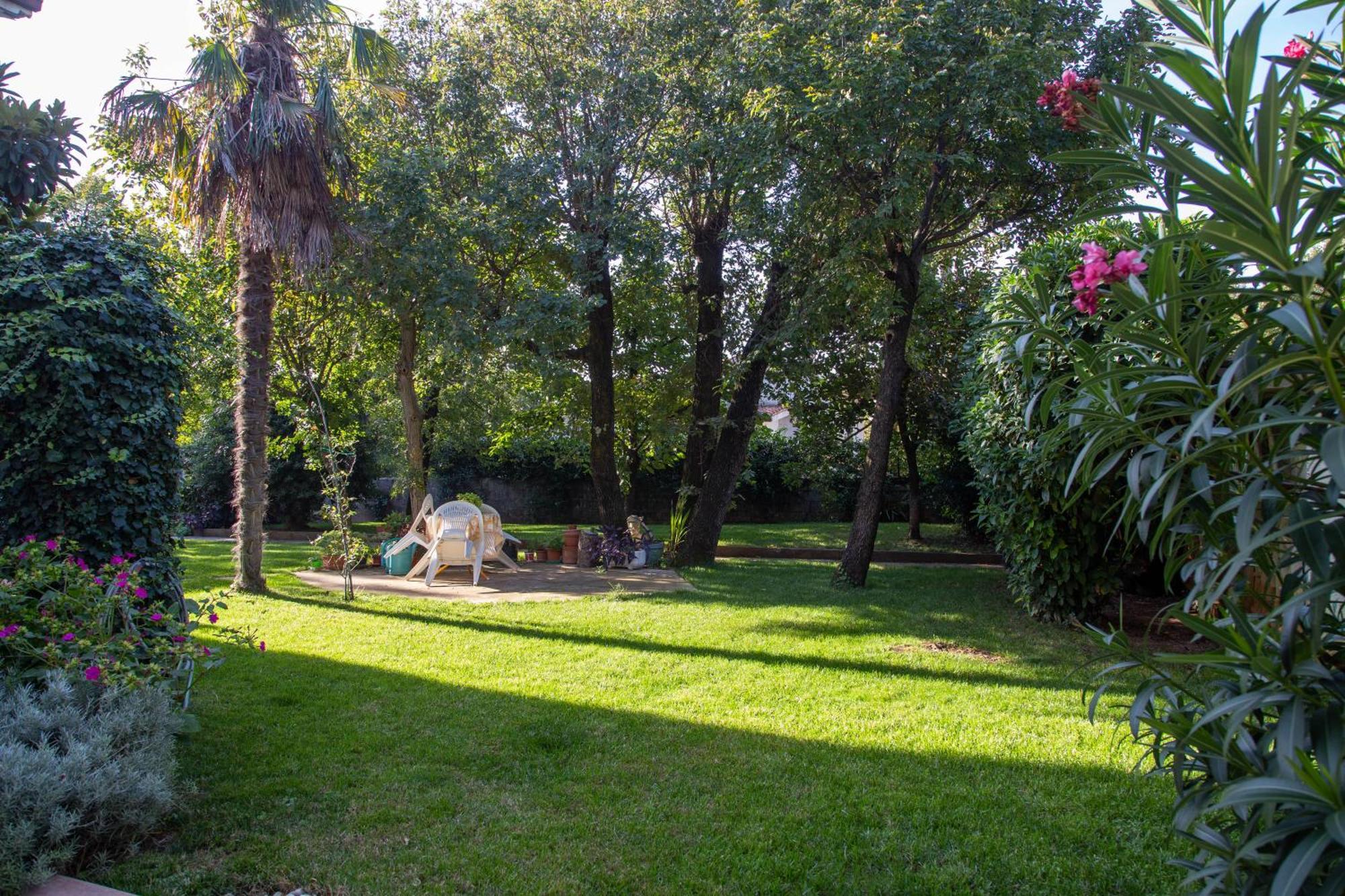 Appartamento Con Giardino Le Querce Sistiana Eksteriør billede